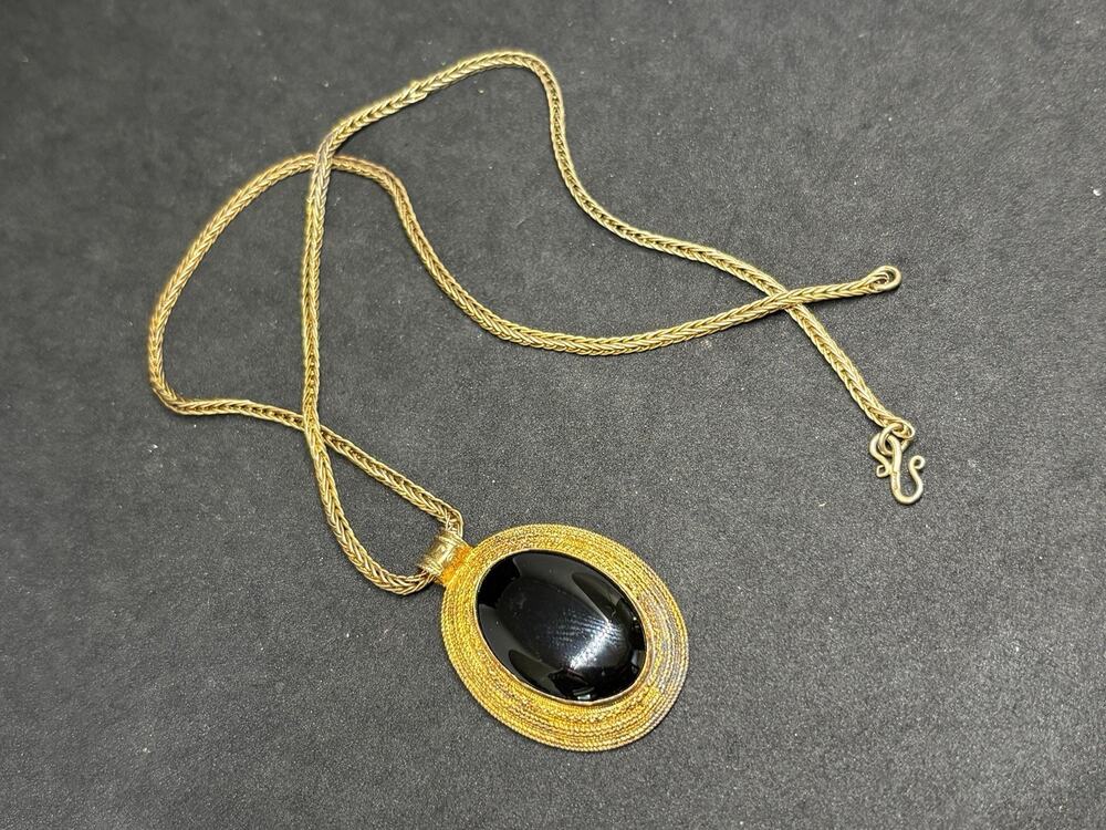 Vintage Victorian Revival Sterling Silver Gilt Etruscan Style Onyx Necklace